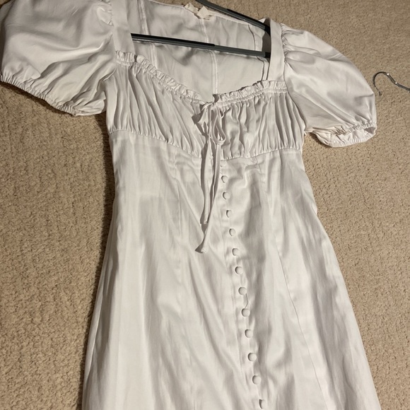 White graduation dress - Picture 3 of 4